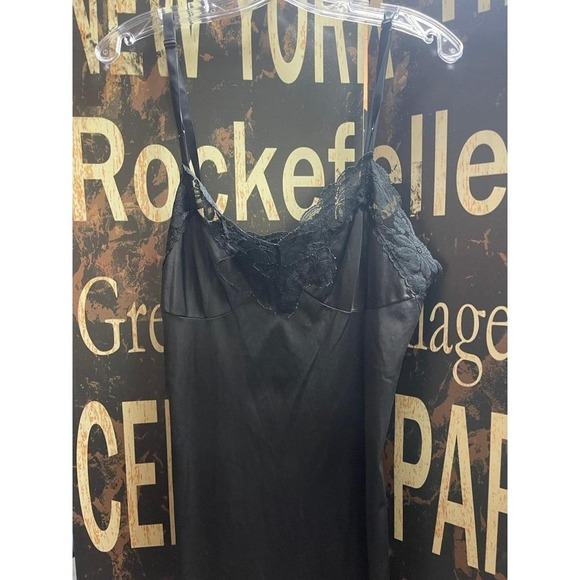 Dress size medium - Picture 1 of 6